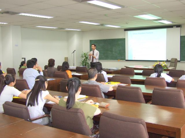 ห้องสมุดคณะแพทยศาสตร์ มหาวิทยาลัยเชียงใหม่จัดงานมหกรรม “Medical Book Day ครั้งที่ 2″กิจกรรมบรรยาย เรื่อง “การสืบค้น E-Book Databases “