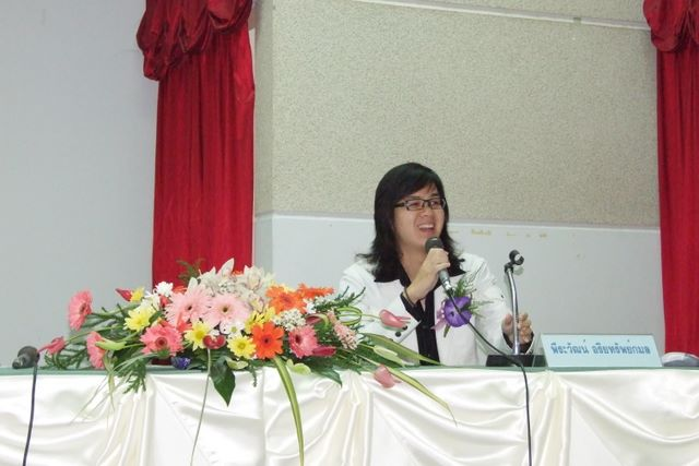 การบรรยายเรื่อง “สมาธิกับการแก้กรรม”วิทยากรโดย Super Richy