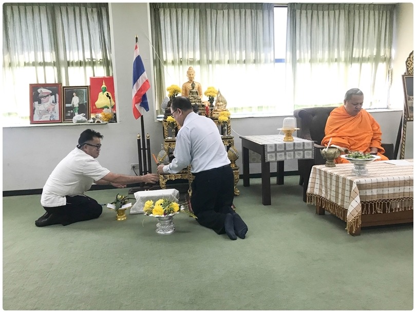 Medical Library, CMU made merit and celebrated on the occasion of New Year 2019.