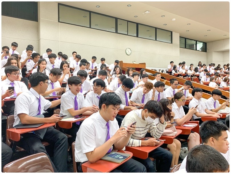 Library Orientation for the 1st Year Medical Students.