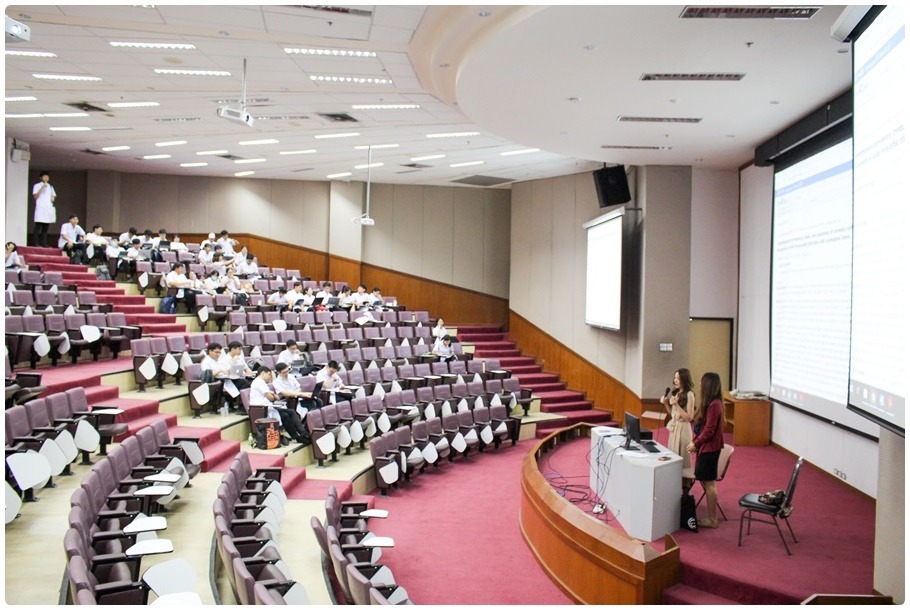 Turnitin and EndNote X9 for the 4th Year Medical Students.