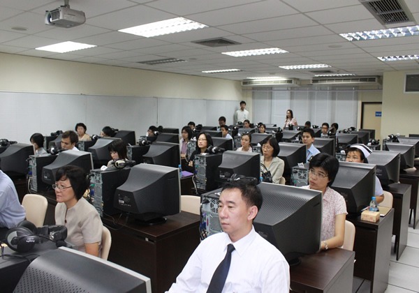 Turnitin : Plagiarism Checker Training .