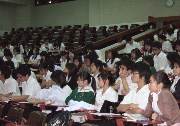 Library orientation for 4th year medical students on 21 March 2010,Conference room, Academic building,Faculty of Medicine.