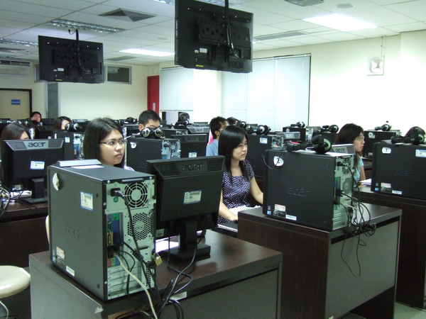 Databases access and Endnote webfor graduate students, faculty of Medicine.