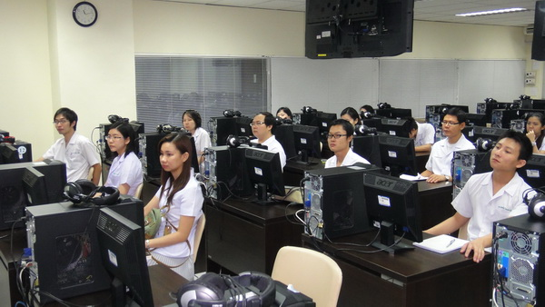 Databases Access for Physicians of Internal Medicine Department.