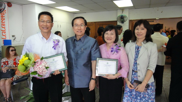 Congratulation to library staff, Mr.Yongyung Reungsakfor his excellence working & is one of the best Faculty’ staffs.