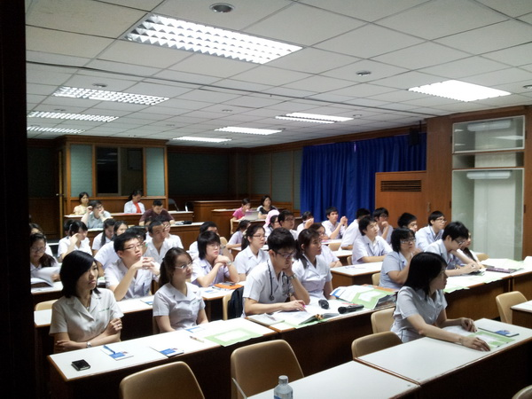 UpToDate Training to Doctors of Pediatric Dept.