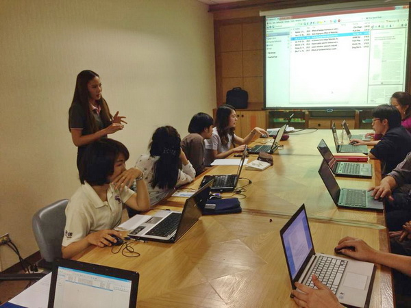 Databases or Programs Training by Medical Library in March 2015.