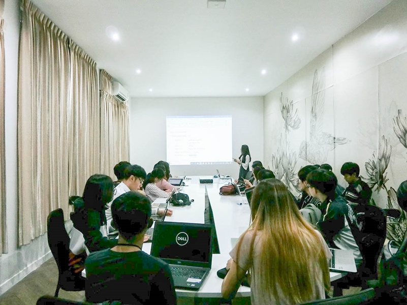 EndNote X9 training for medical students of the society of medical students of Thailand.