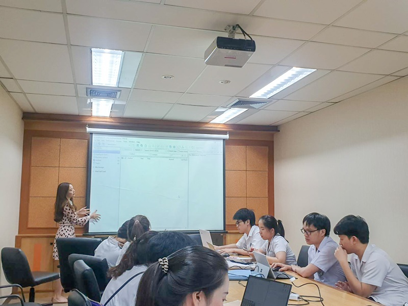 EndNote X9 program training for Department of Internal Medicine.