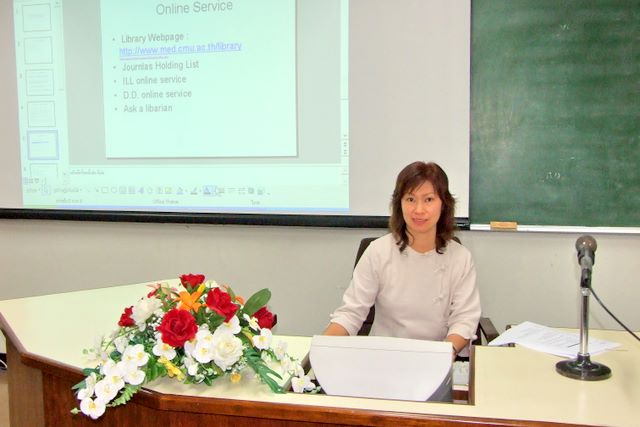 Lecture of “Library Services for Pre-Clinical Graduate Student”Lecturer : Chompunuch Boonyawan