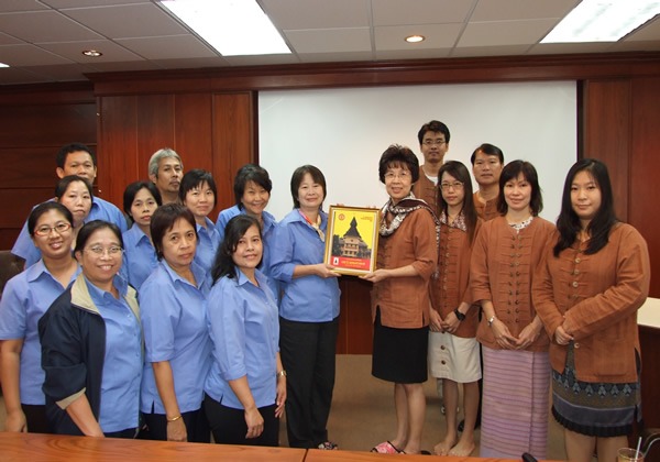 Welcome visited of Staffs from Thammasat University Libraries.